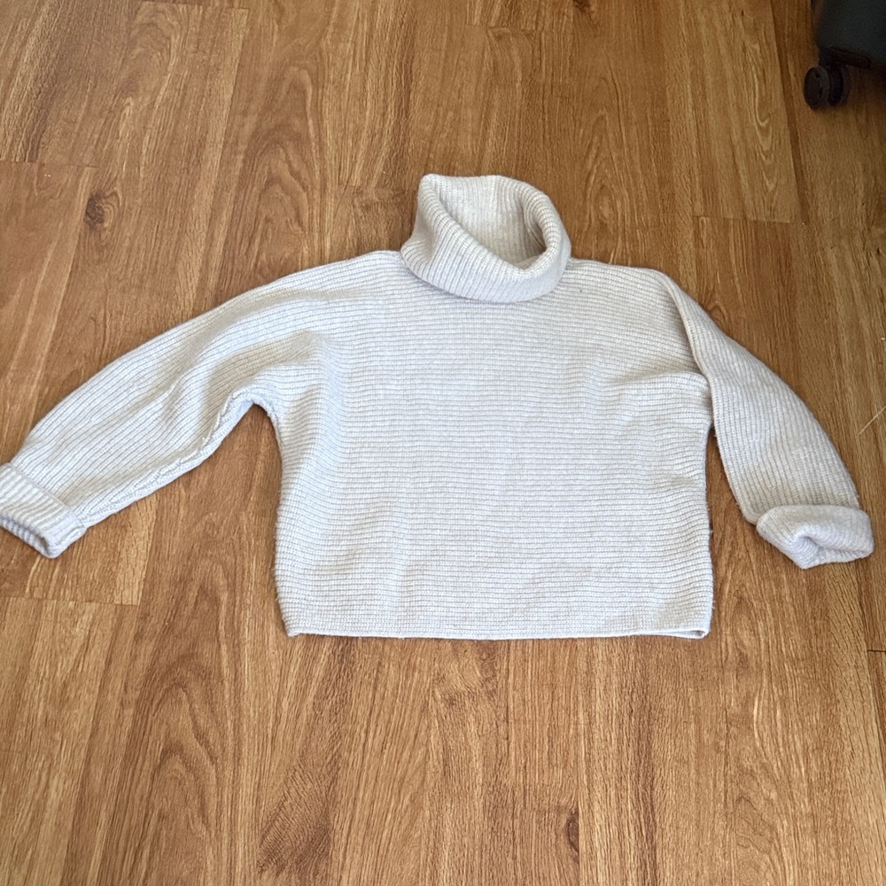 Vince Soft Cream Turtleneck Sweater